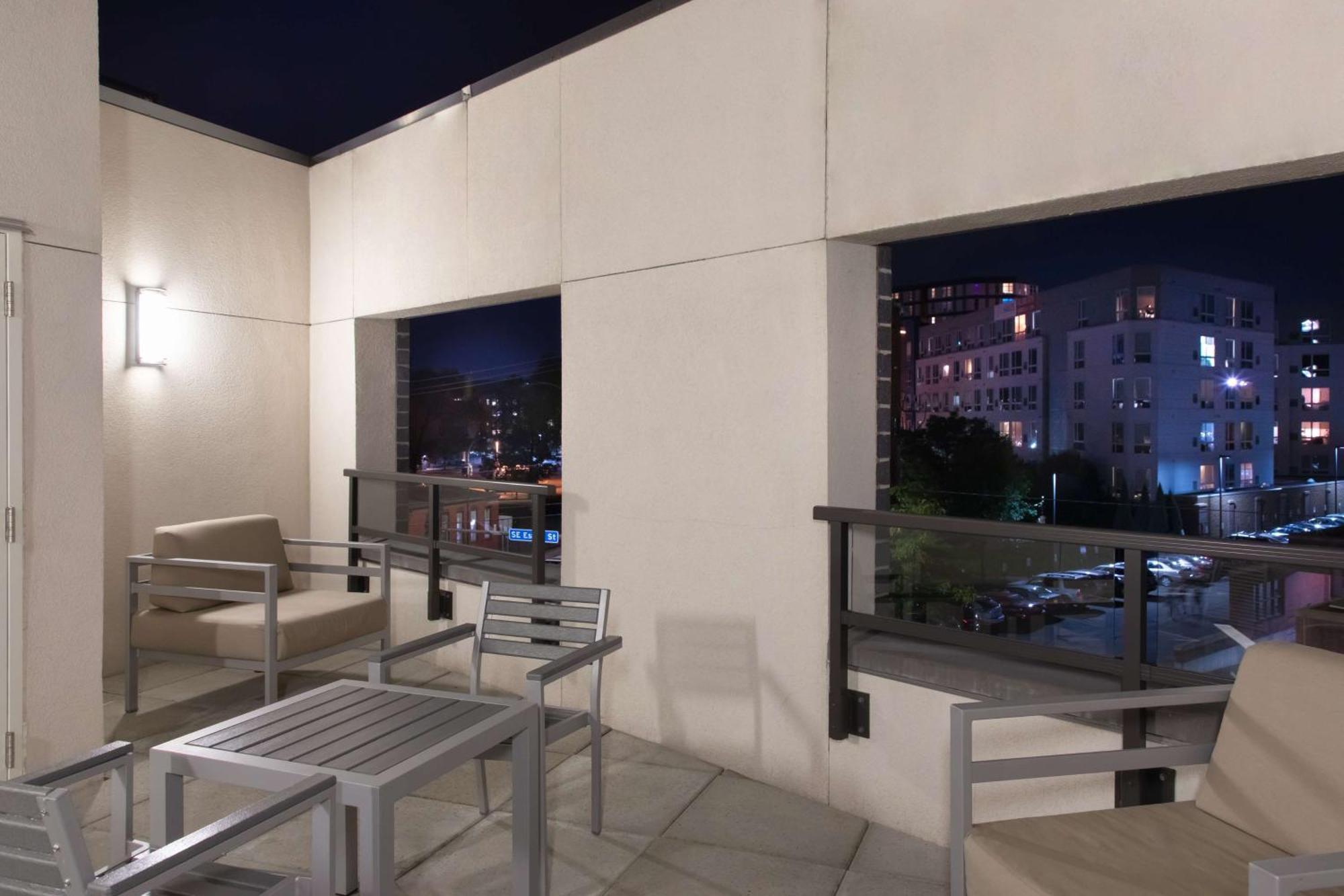 Hilton Garden Inn Minneapolis - University Area Exterior foto
